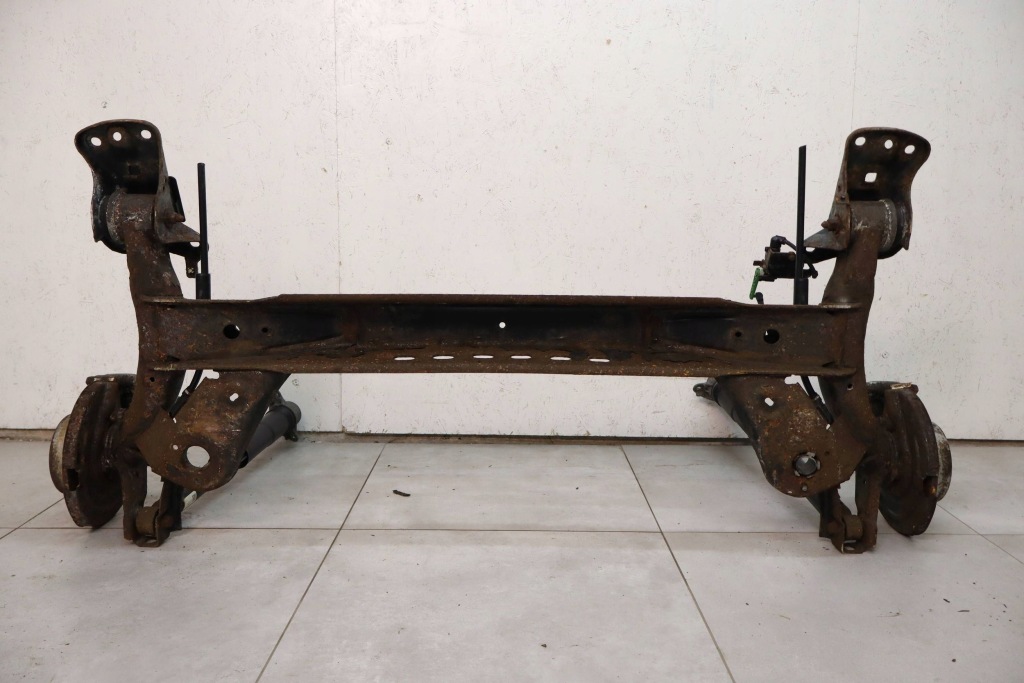 фото №5, Балка oś задняя задняя skoda octavia iii hb 5q0501115