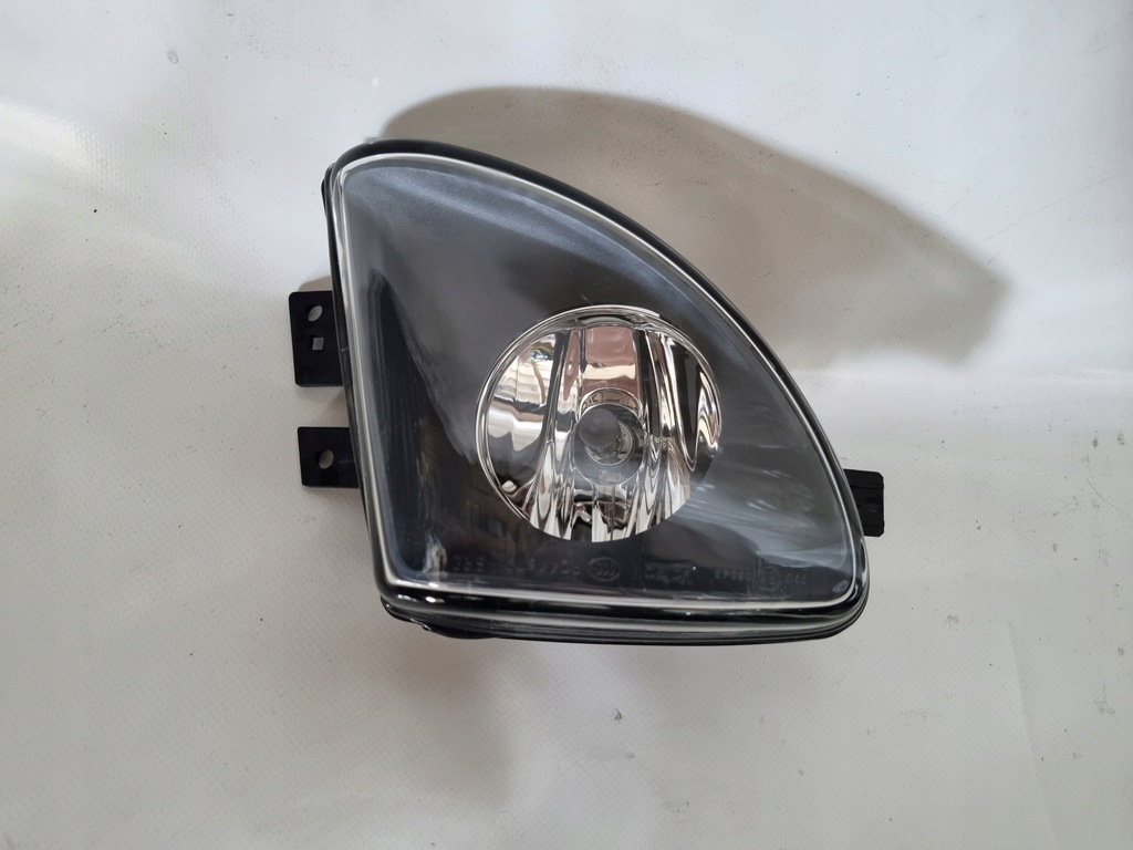 фото №1, Bmw f10 f11 правий протитуманна фара