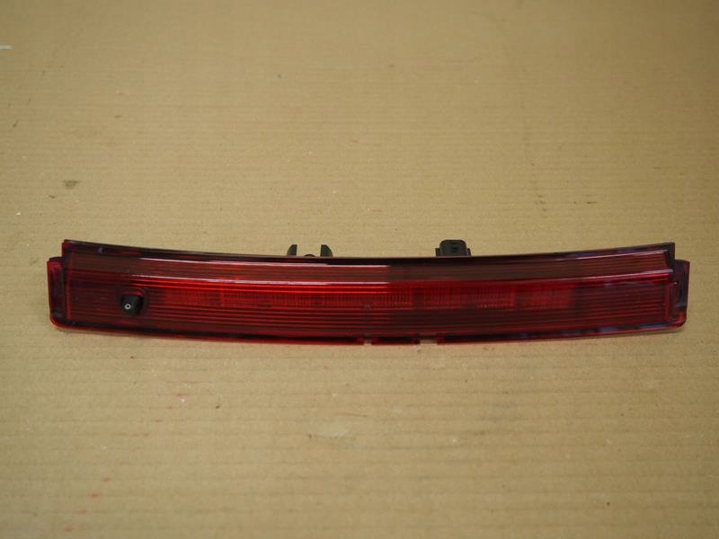 фото №1, Третий дополнительные свет стоп renault оригинальный номер 265902759r