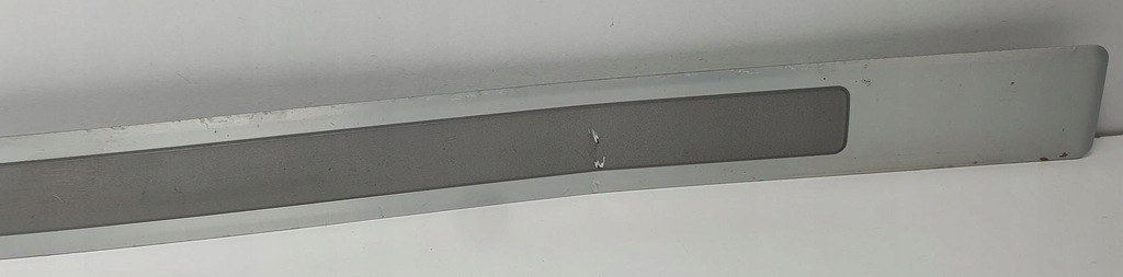 фото №2, Молдинг накладка порог правый перед vw up