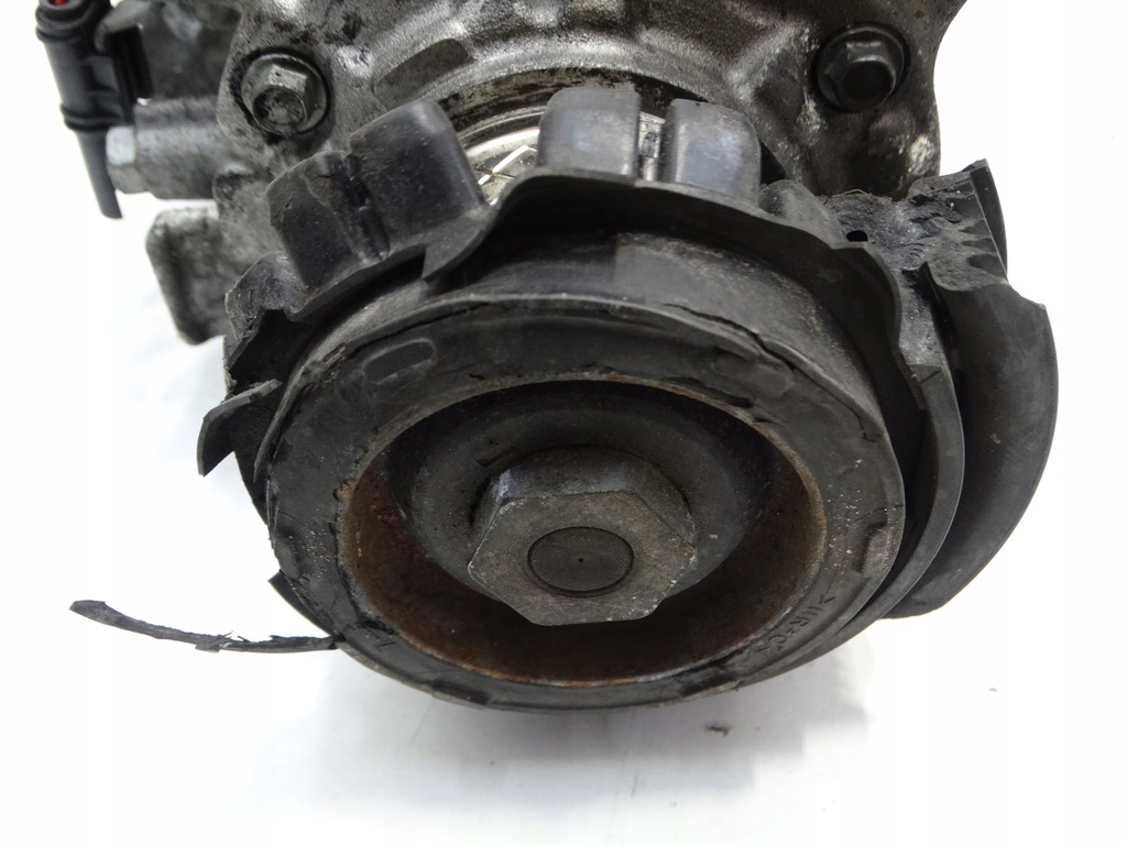 фото №10, Компрессор кондиционера bmw 1 f20 2.0d 2013r. denso 9223695