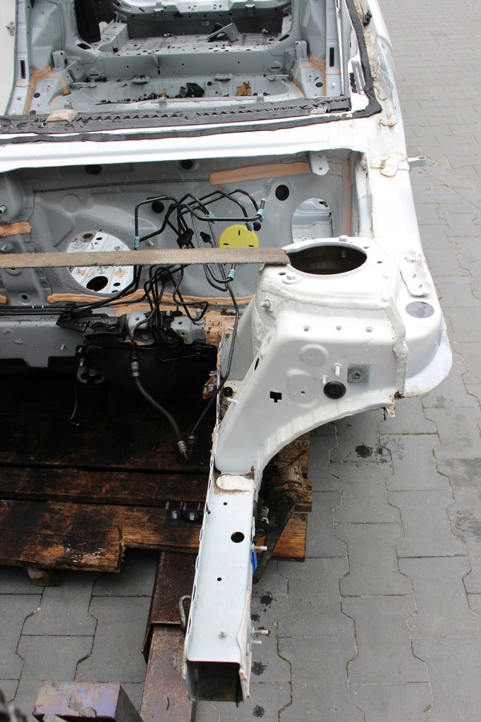 фото №8, Кузов четверть кузов bmw f44 a300 alpinweiss