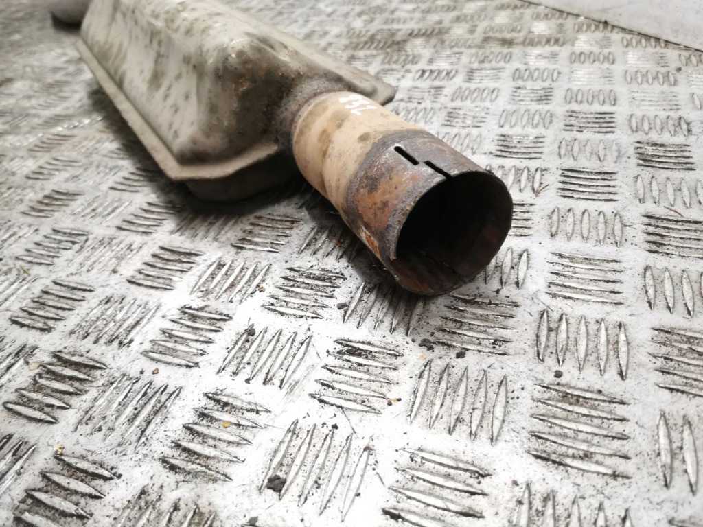 Jeep cherokee 2015 гасник вихлоп Київ