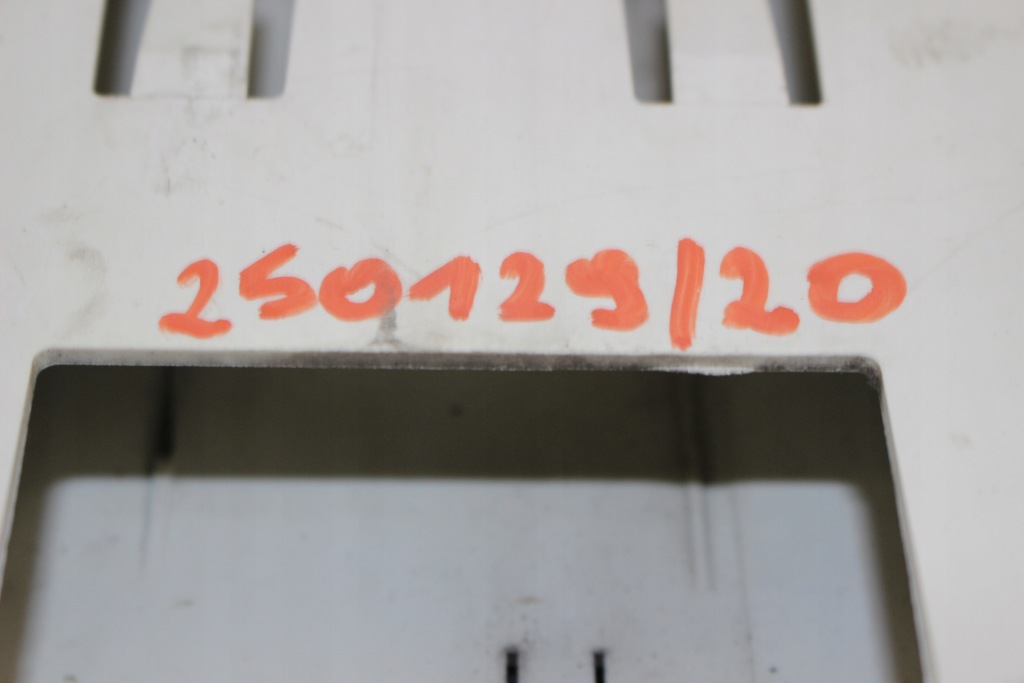 Кронштейн защита корпус компьютер модуль питания bmw x1 f48 8573956 Недорого