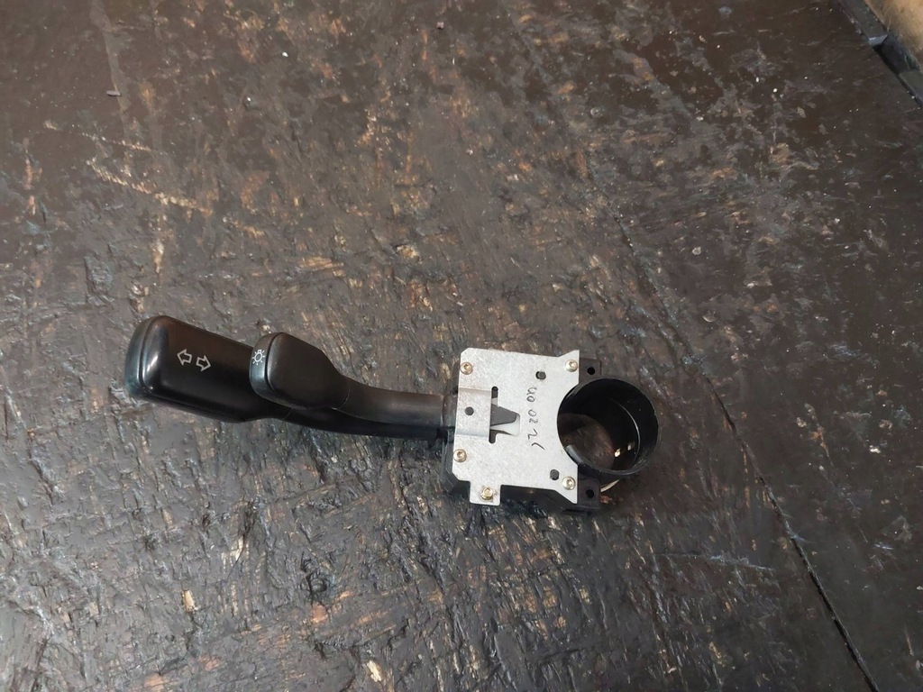 фото №8, Рычаг / переключатель поворотники света audi 80 b4 443953513h