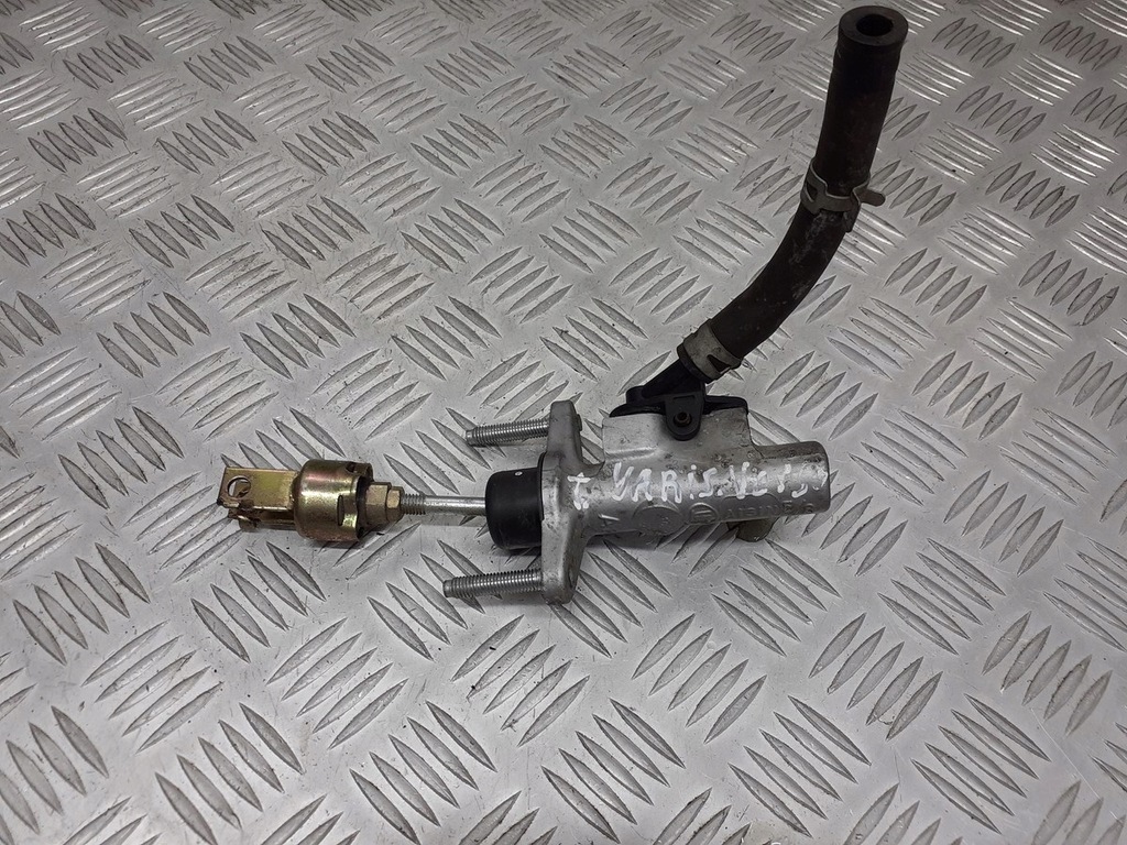 фото №1, Помпа сцепления toyota yaris verso 1,4 d4d