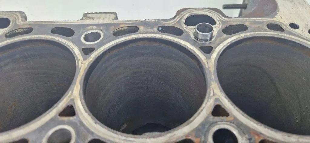 фото №12, Блок двигуна bmw 3 touring e91 7786664 2.0l дизель 2006