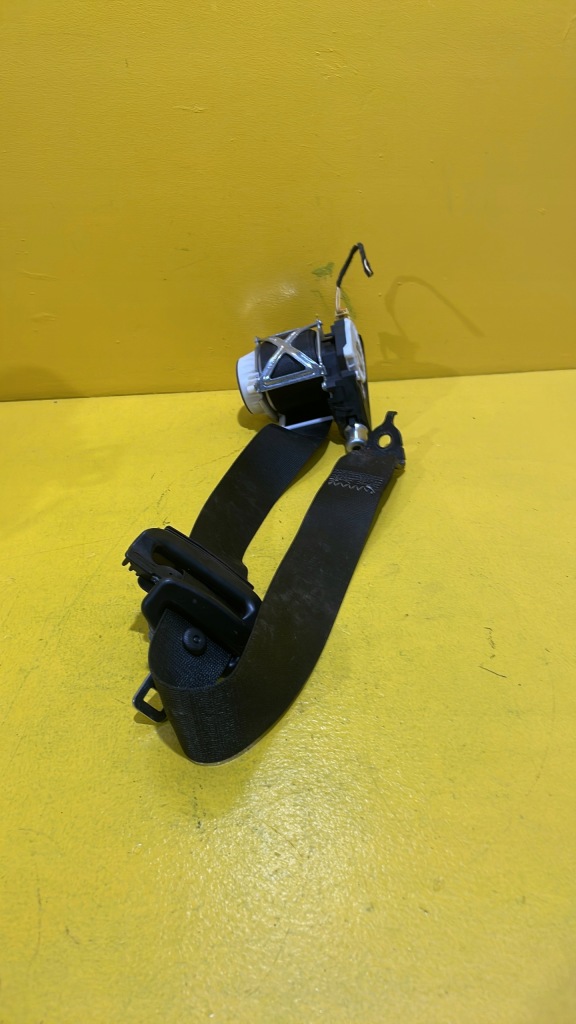 Купити Mercedes ml350 - ремінь безпеки лівий задній 34012516b