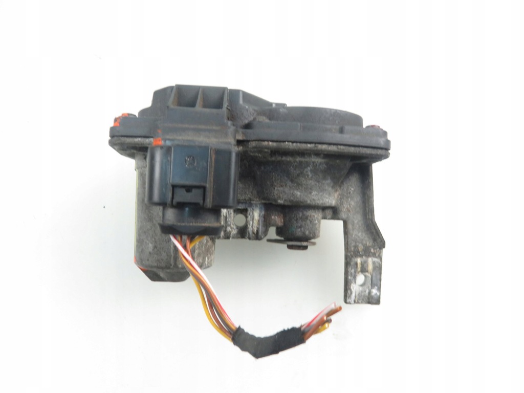 фото №1, Дроссельная заслонка vw caddy iv 2.0 tdi - dfsd 5q0253691h