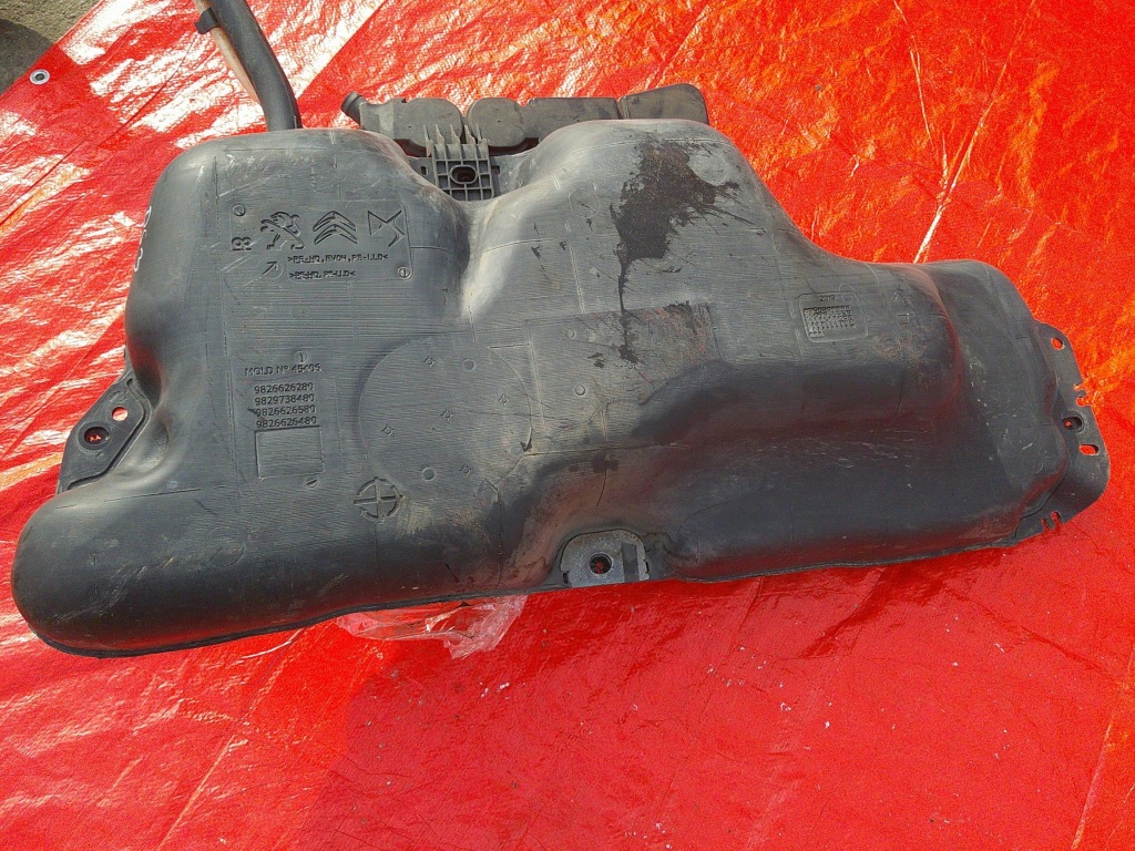 Ds3 crossback 1.2i 2020 бак топлива bak Недорого