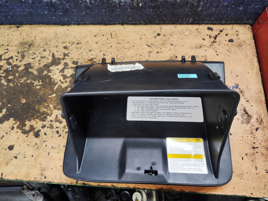 фото №1, Hyundai tucson i kia sportage ii бардачок пассажира europa