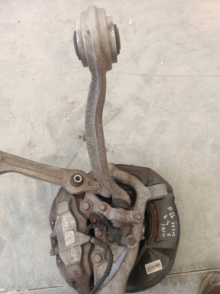 Mercedes s-klasa w222 13-18 поворотний кулак важіль правий перед Недорого