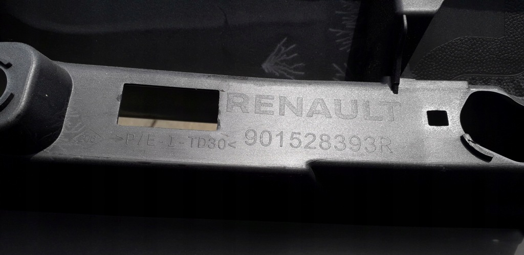 Накладка кришки задній renault megane v e-tech 901528393r Недорого