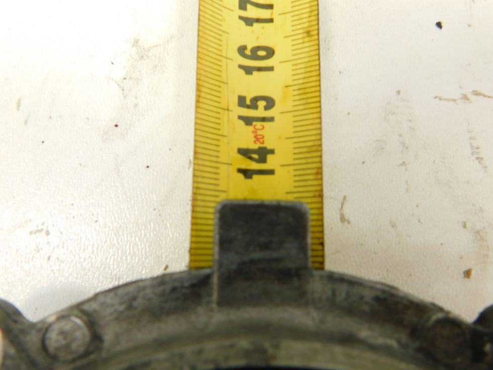 фото №12, Корпус ущільнювач вала nissan navara 2.5 dci