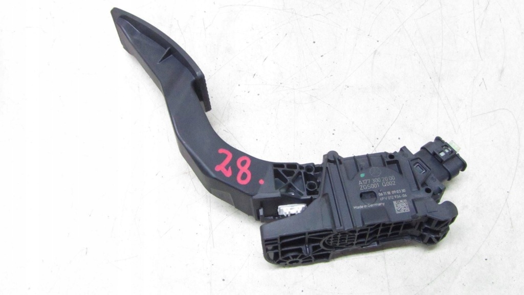 Купити Mercedes w177 potendjomter педаль газу 1773002000