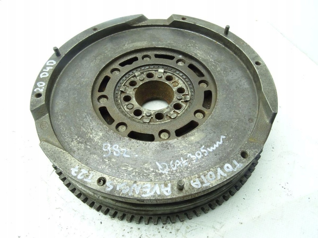 фото №1, Toyota avensis t27 09-18 2.0 d4d колесо двомасовий