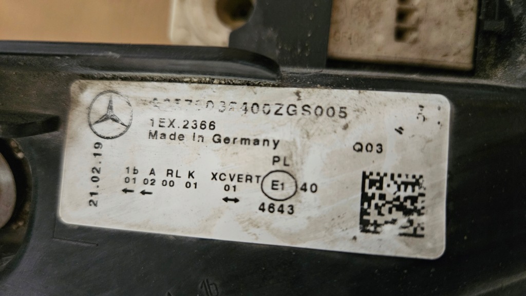 Фара перед правая mercedes cls a257 full led с Разборки