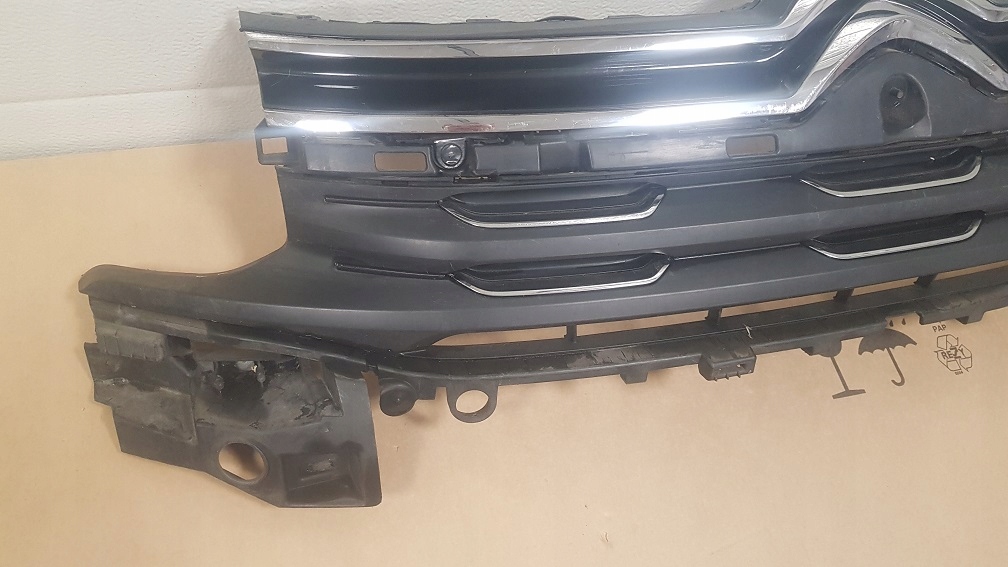 Купить C5 aircross 2017- лампа led drl правый перед решётка радиатора решётка впуск ремень передний