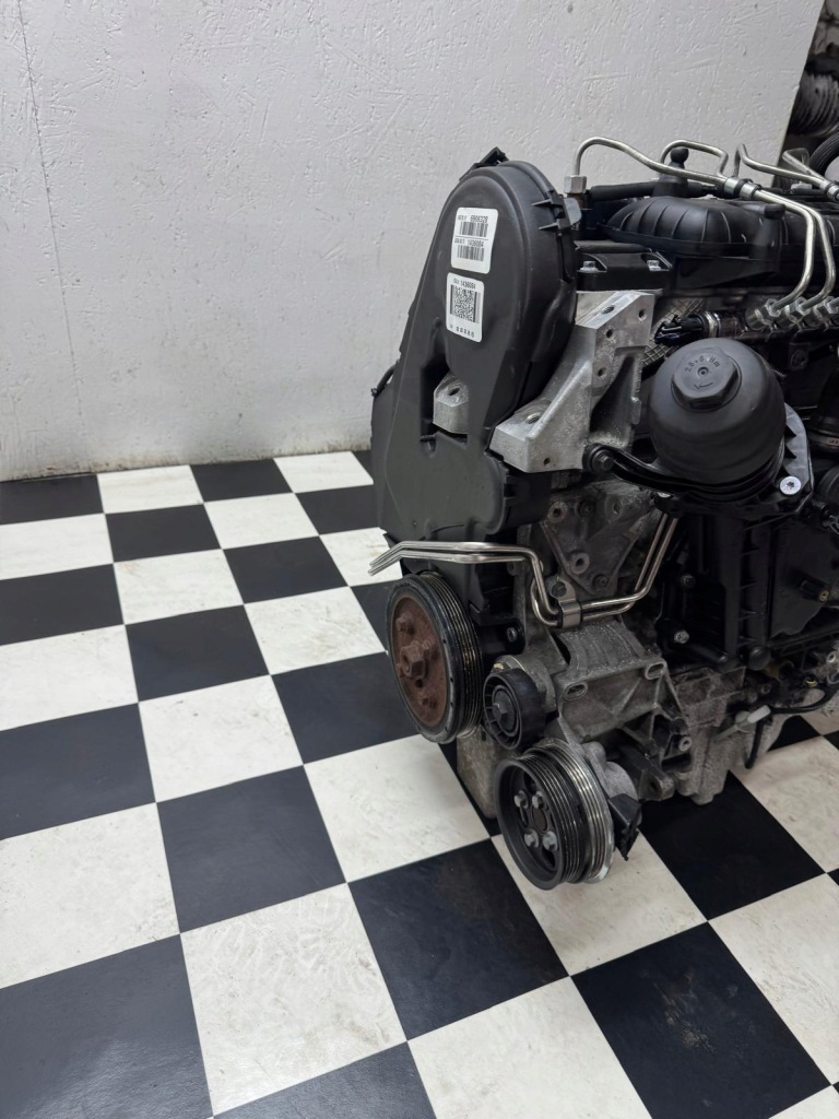 Комплектный  двигатель volvo v60 s60 s40 v70 xc70 v40 2.0 d3 d5204t7 2014 Цена