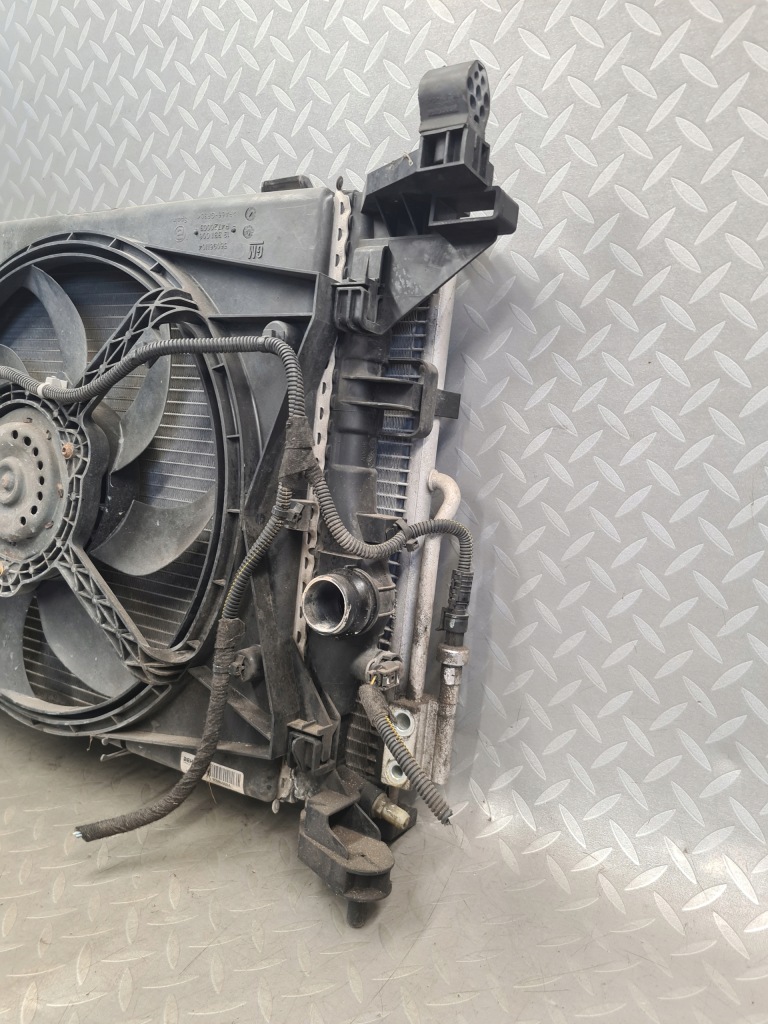 Радиатор вентиляторы meriva 2 b 1.4 a14xer b14xer 100km комплект набор в Украине