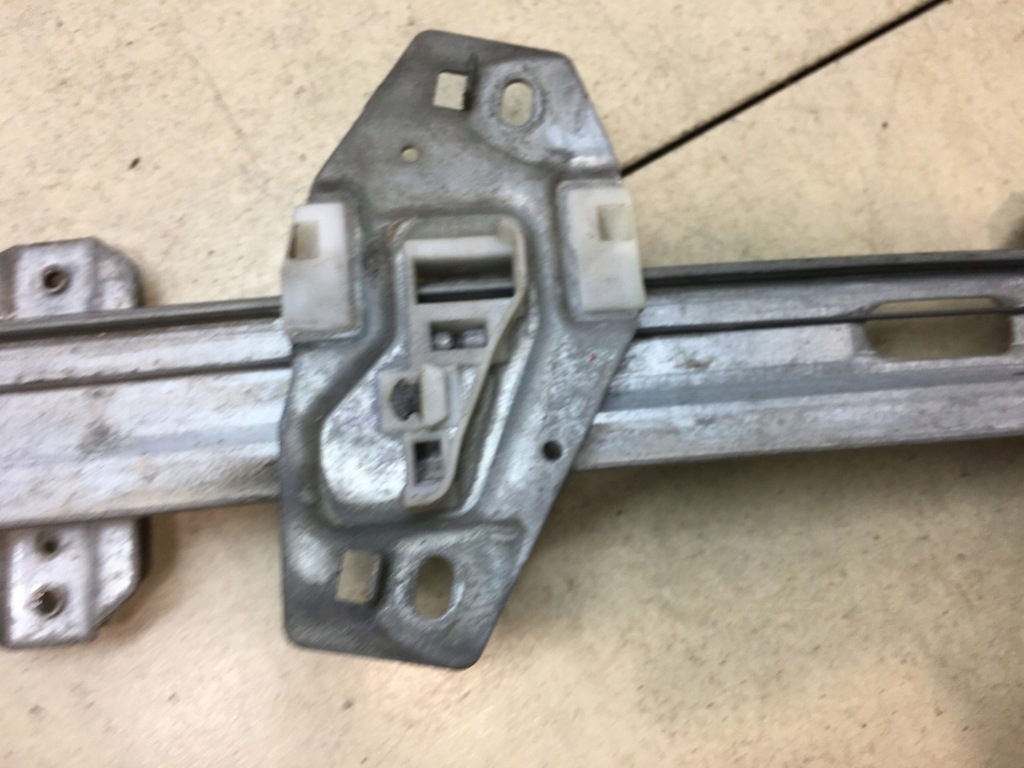 фото №10, Подъемник стекло правый перед civic vii 3d hb 2 pin