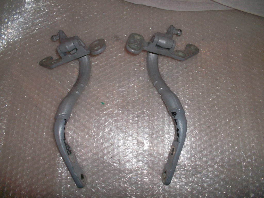 Купить Mercedes r klasa 251 w251 петли задний крышки a2517400337 a2517400437