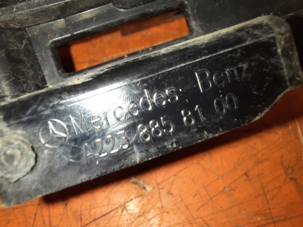 фото №11, Mercedes s-klasa w223 20- направляющая кронштейн бампера перед a2238858100