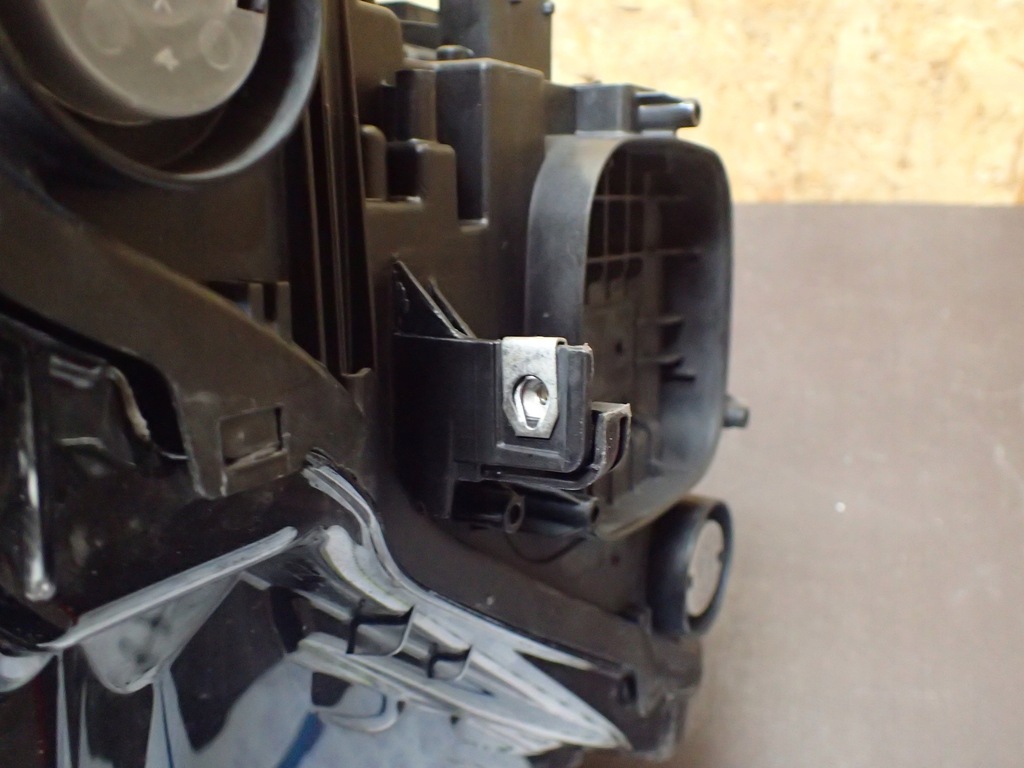 фото №13, Crossland x lift ліва лампа перед full led + jeż