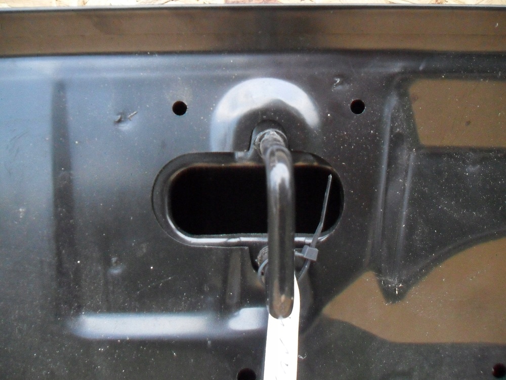 фото №16, Kia carens un 2006- капот