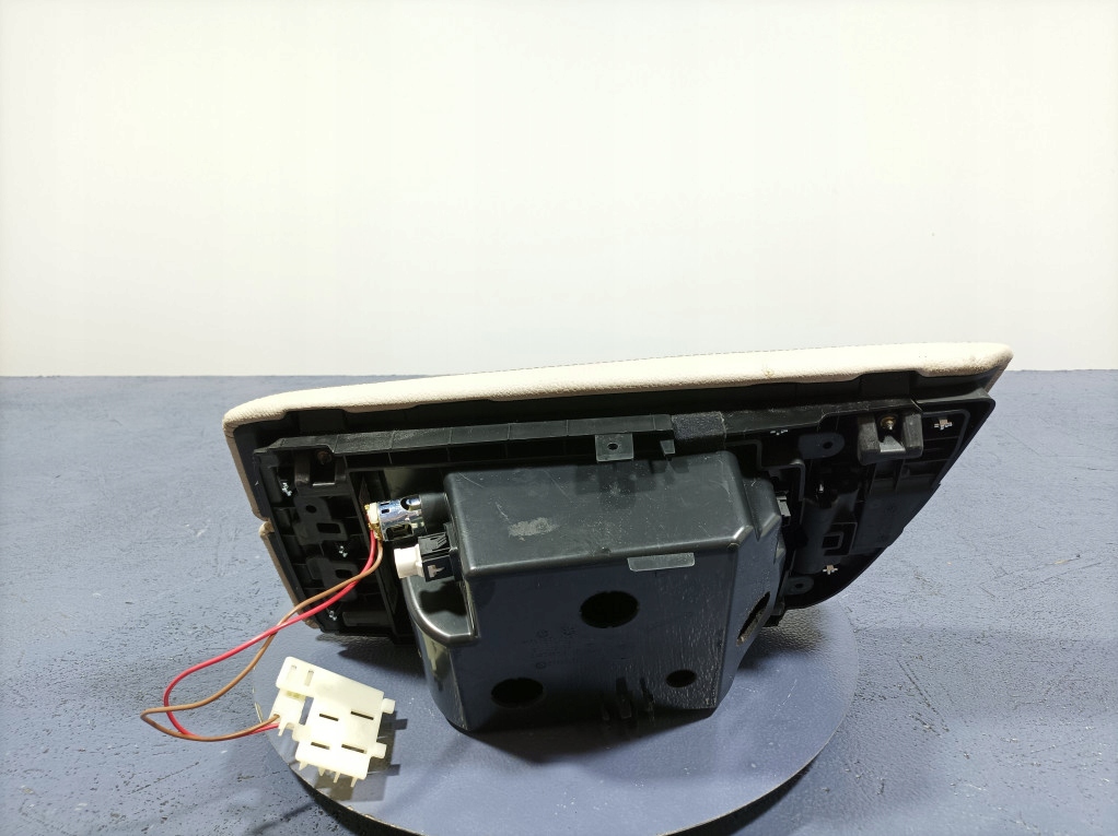 фото №5, Bmw 5 g30 g31 подлокотник средний кожа 9330670