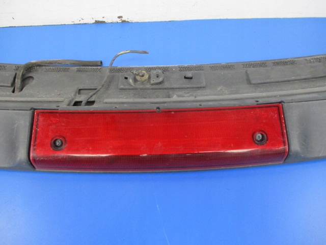 фото №2, Ford c-max спойлер свет лампа стоп-сигнал