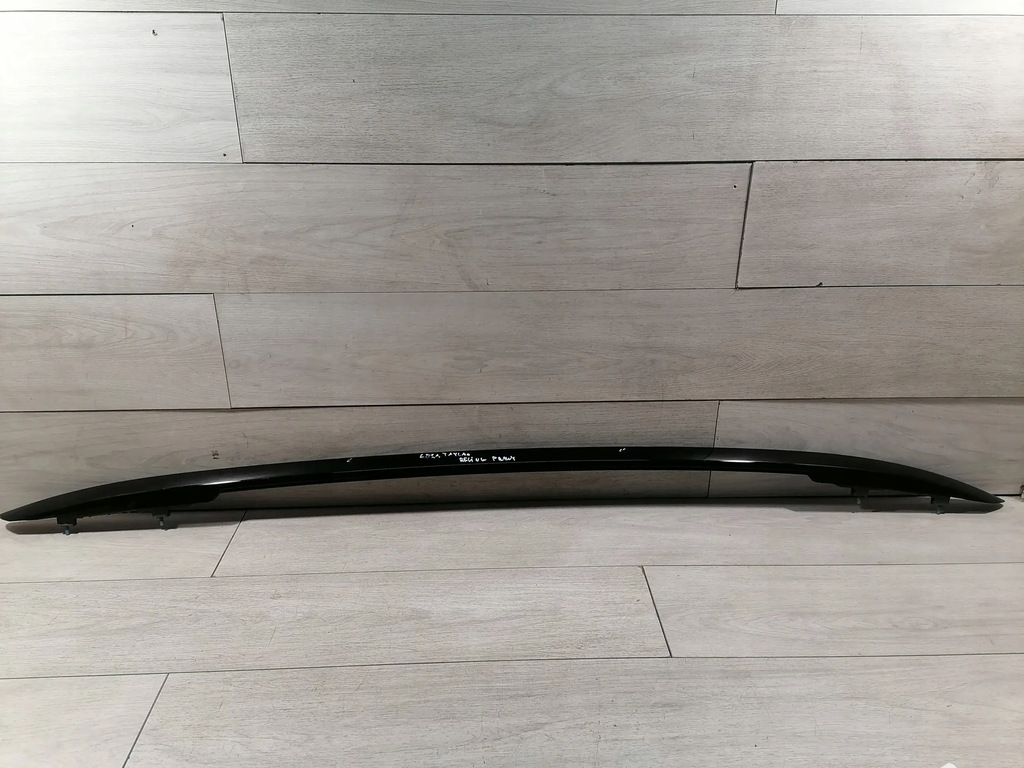 фото №1, Taycan рейлинг крышный правый 9j0860026