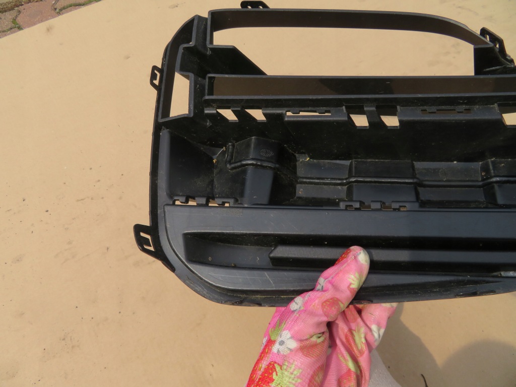 Bmw x3 g01 решітка бампер перед права 51117399902 Зі Шроту