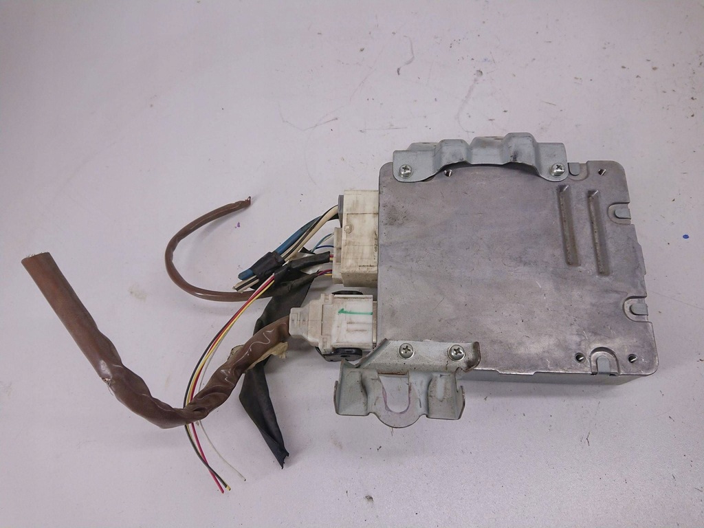 фото №6, Toyota auris модуль усилителя