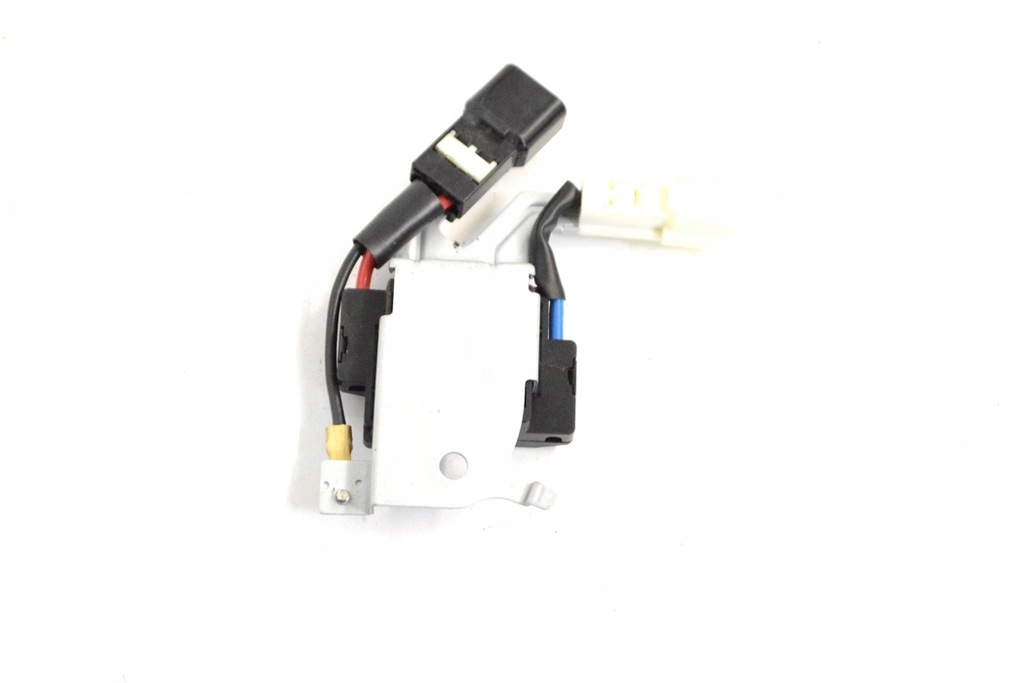 фото №2, Lexus rx 450h 2020 rhd радіо антена фільтр szumów antenowych