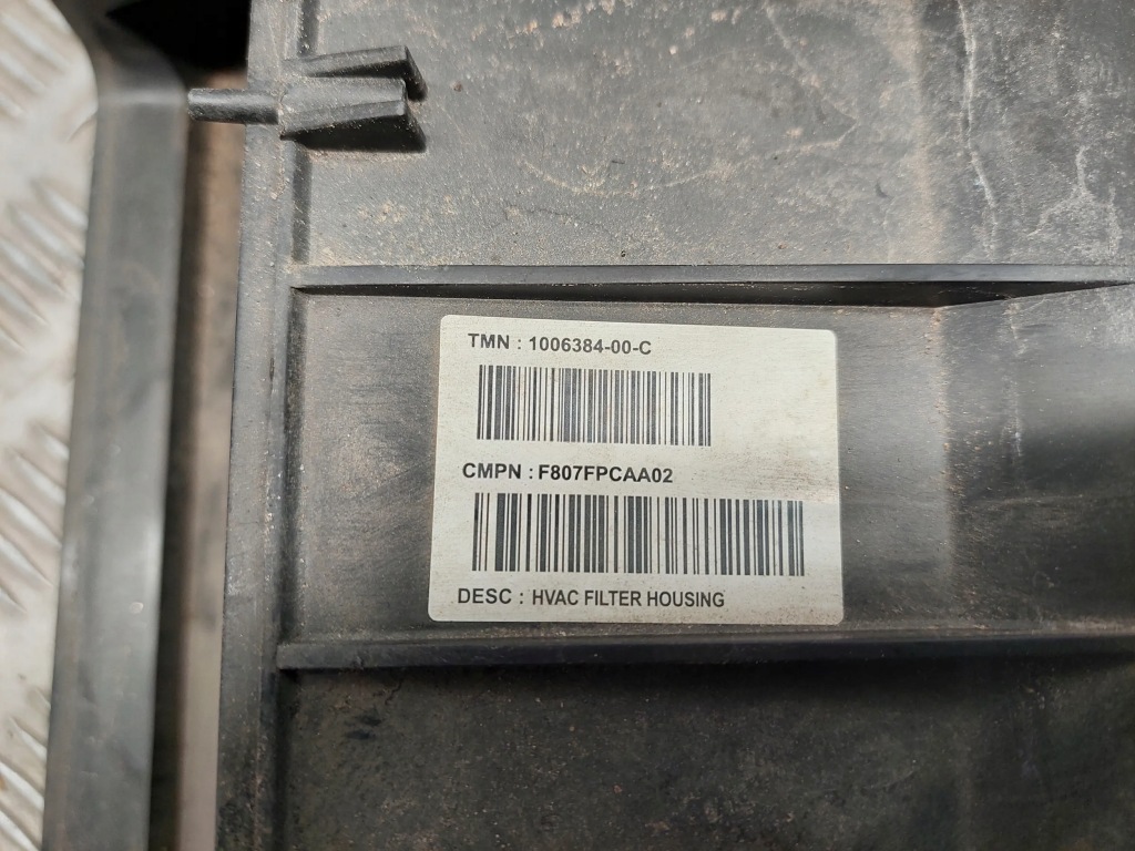 фото №2, Tesla model s 100638400c канали повітря