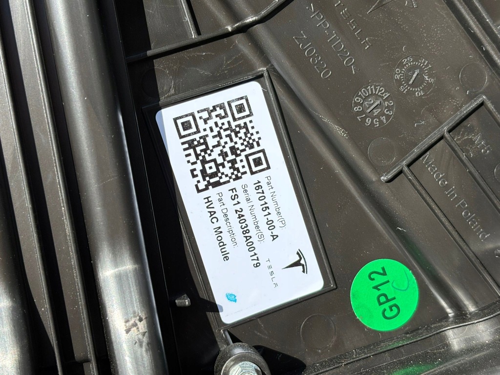 Tesla model y обігрівач комплектна європа 2024r 1679899-00-a 1670151-00-a в Україні