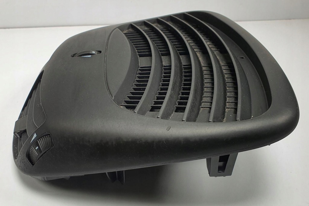 фото №3, Решётка обдув середина alfa romeo gt 225501