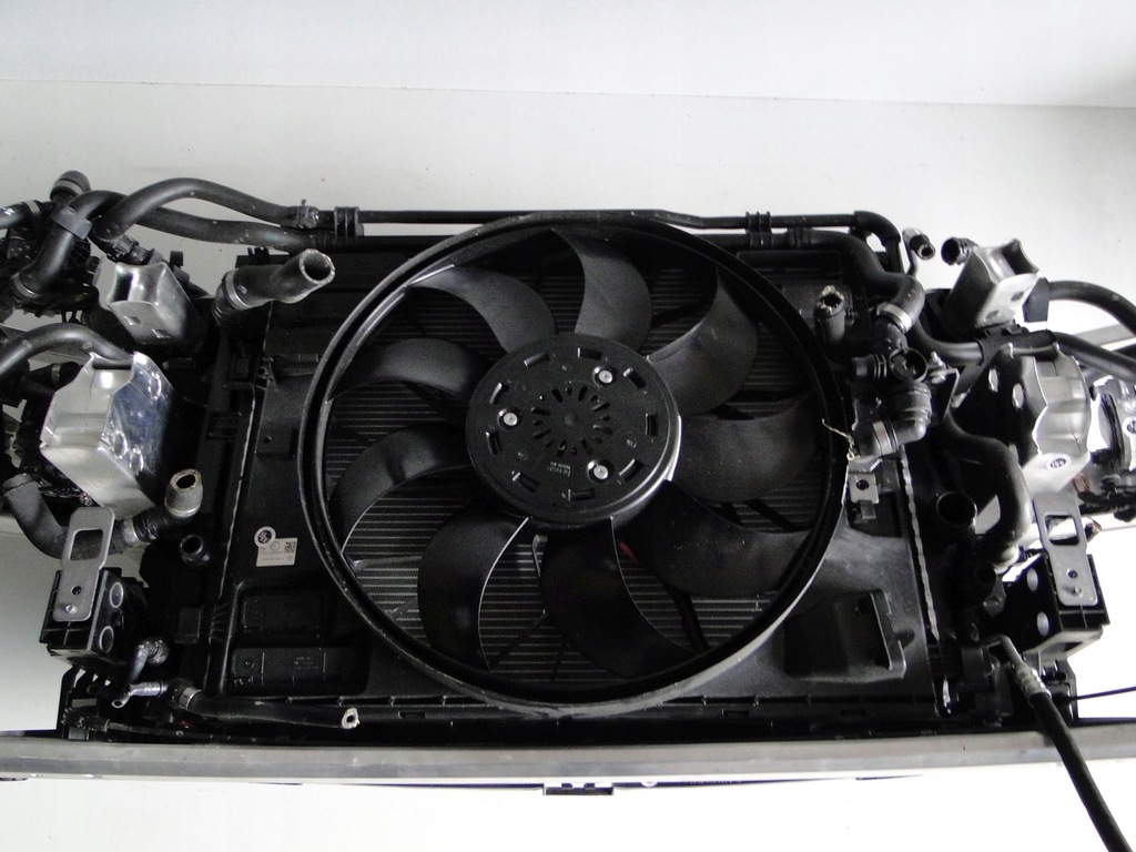 фото №12, Mercedes c w206 206 pas передний усилитель amg комплект радиатор вентилятор