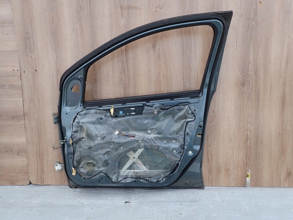 фото №10, Suzuki alto nissan pixo 09- дверь передние правое zy4