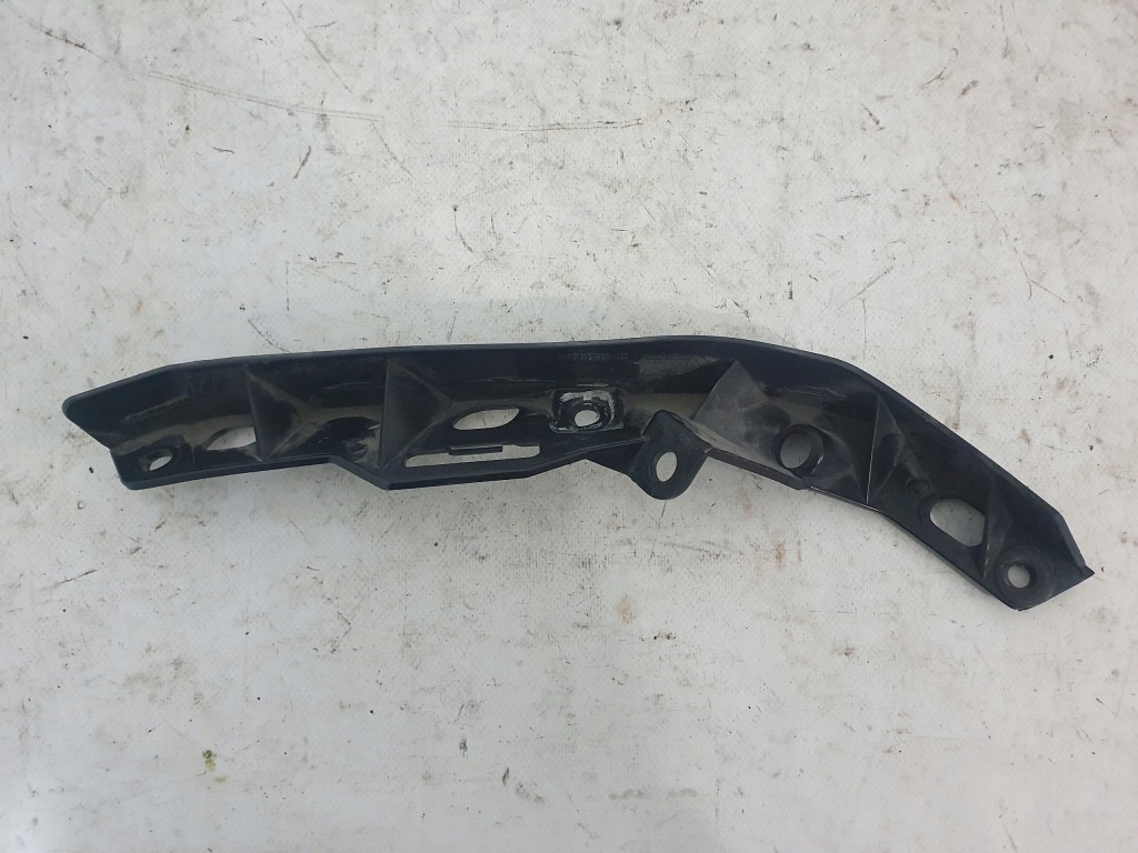 Oryg charger lift 15- направляющая бампера перед левый 68213538ac Оригинал