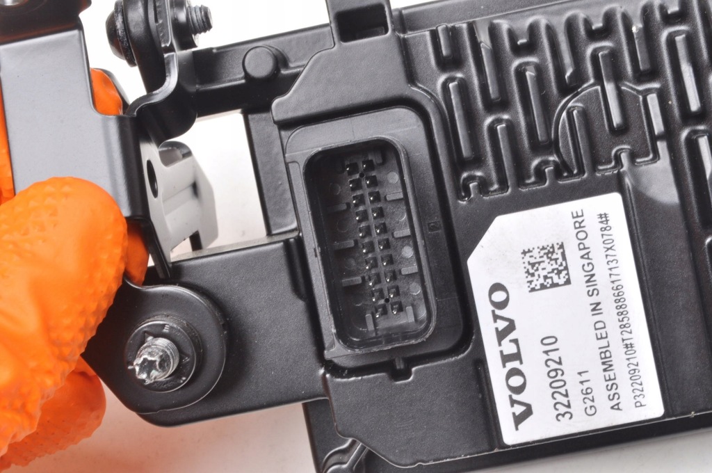 фото №3, Volvo s90 v90 ii камера радар distronic модуль блок управления 32209210