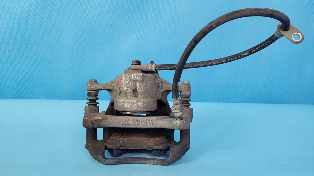 фото №9, Suzuki swace 1.8 hybrid 21r суппорт тормозной правый перед l84613