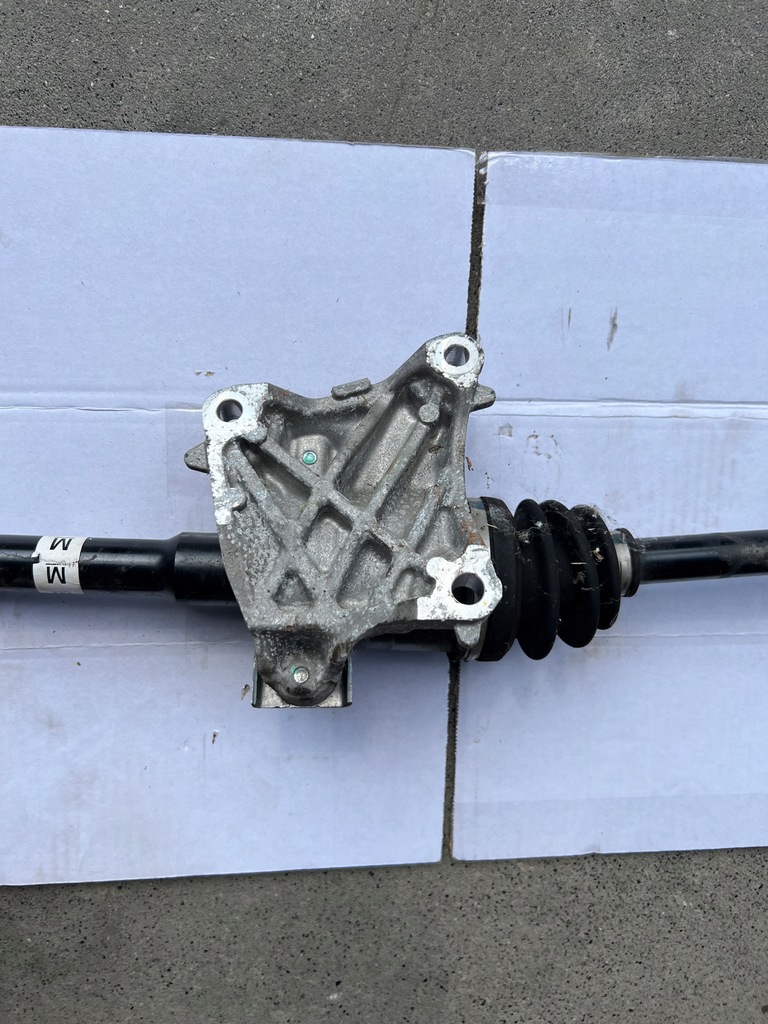 фото №5, Mazda 2 приводной вал правая бензин rok 2016