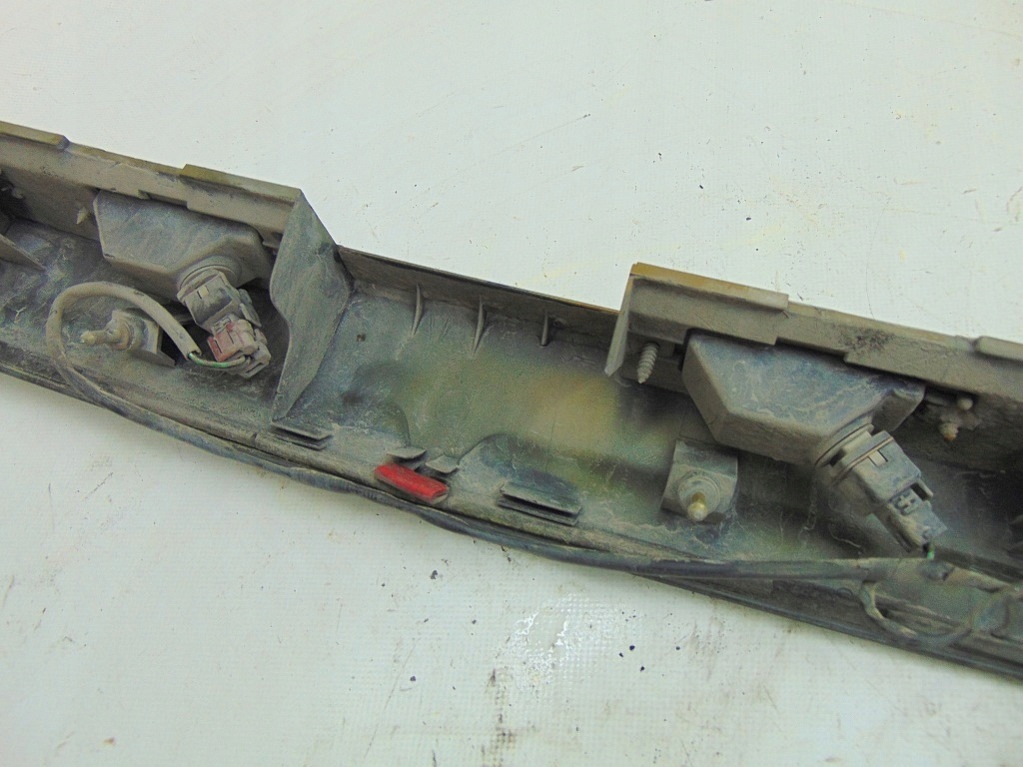 фото №6, Space star 1.3 99 подсветка номерного знака накладка