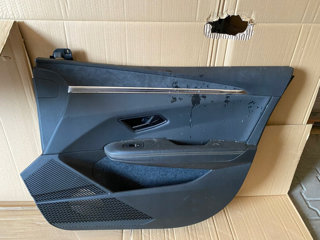 фото №11, Renault megane v e-tech сидіння заднє сидіння сидіння салон оббивка двері