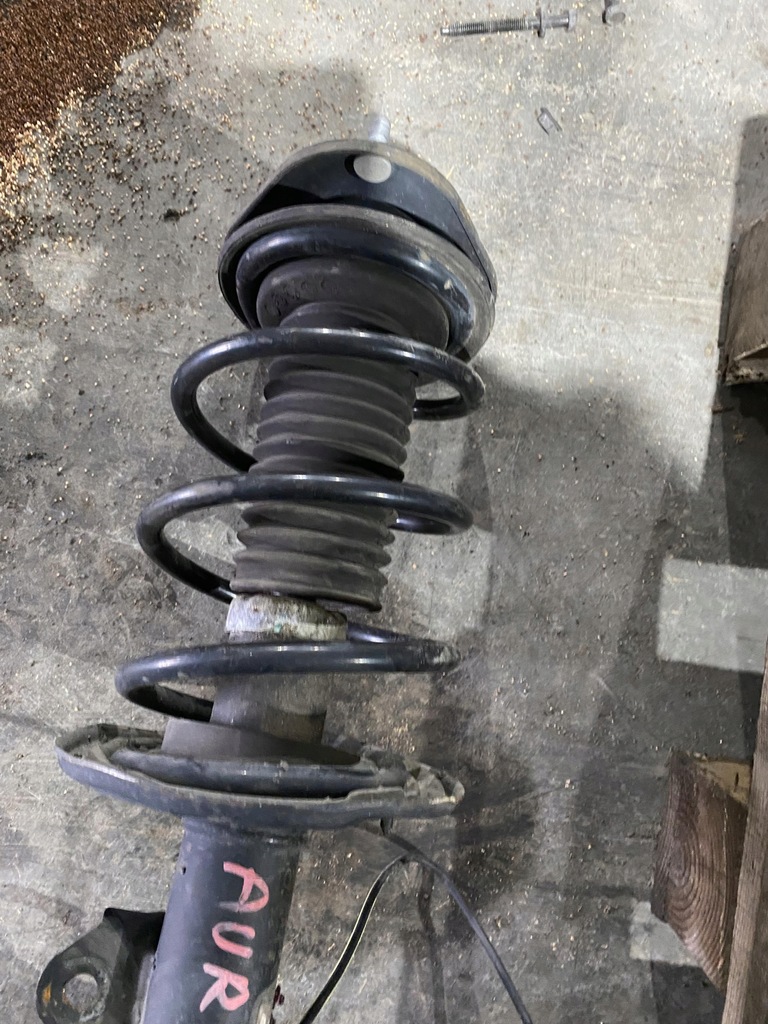 фото №6, Toyota auris ii поворотный кулак правая перед