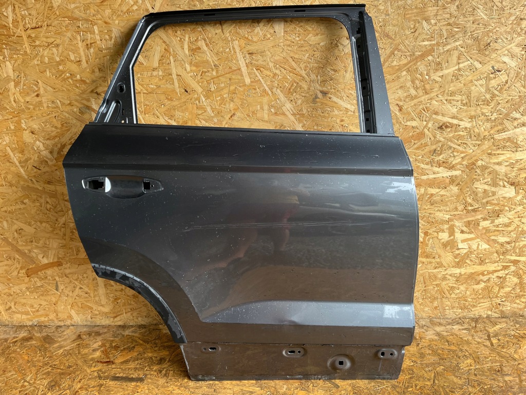 фото №1, Skoda karok karoq дверь задние задняя правое