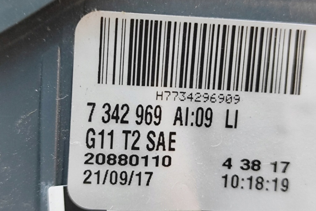 фото №9, Bmw 7 g11, g12 левая сторона задняя крышка багажника свет задние 7342969 63217342969 25