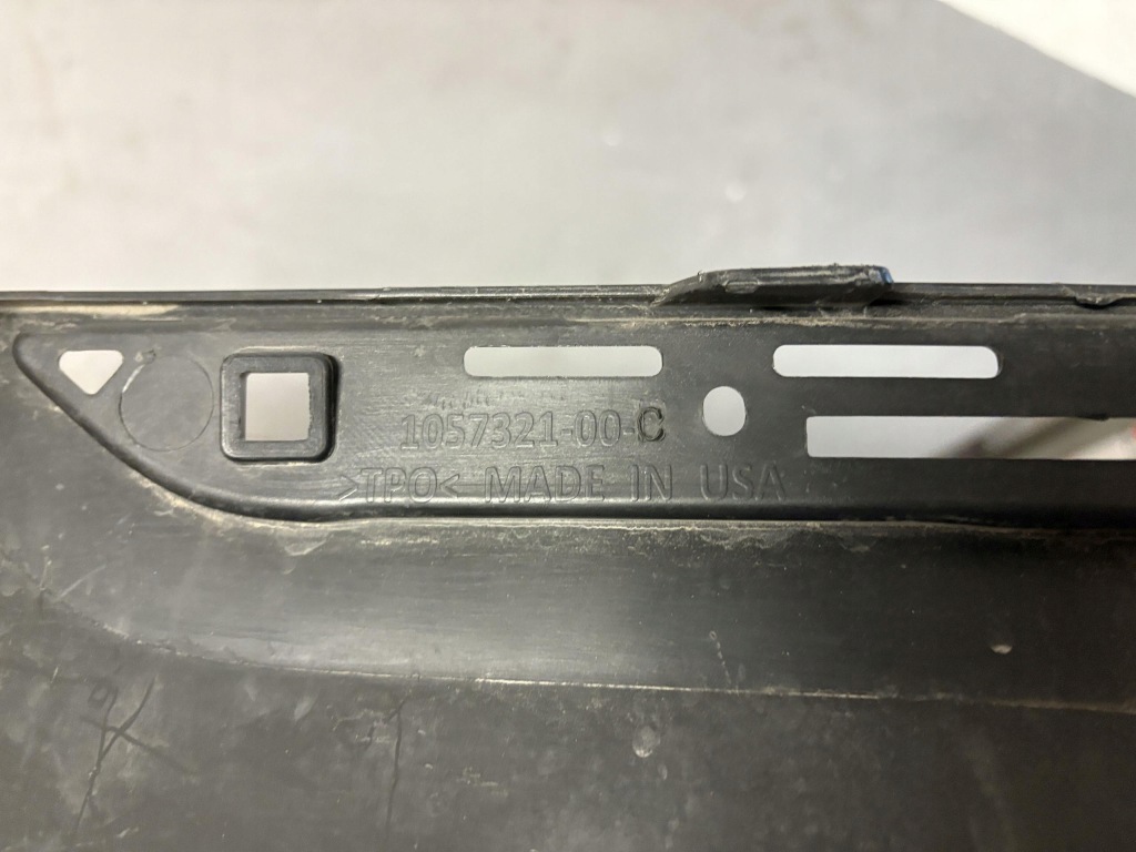 фото №12, Tesla model s lift накладка спойлер бампера задня 1057321-00-c